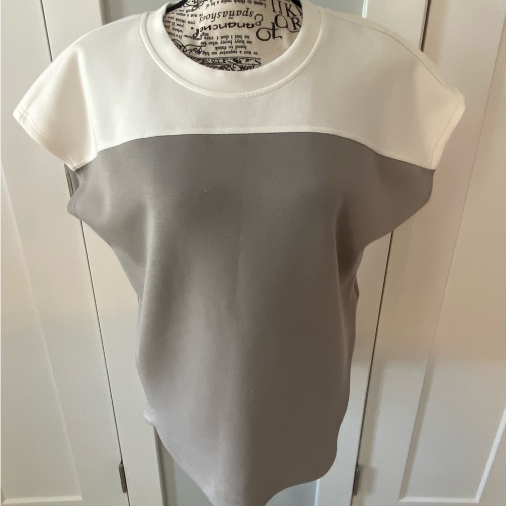 Cable & Gauge Two-Tone Muscle Tee in Gray and White